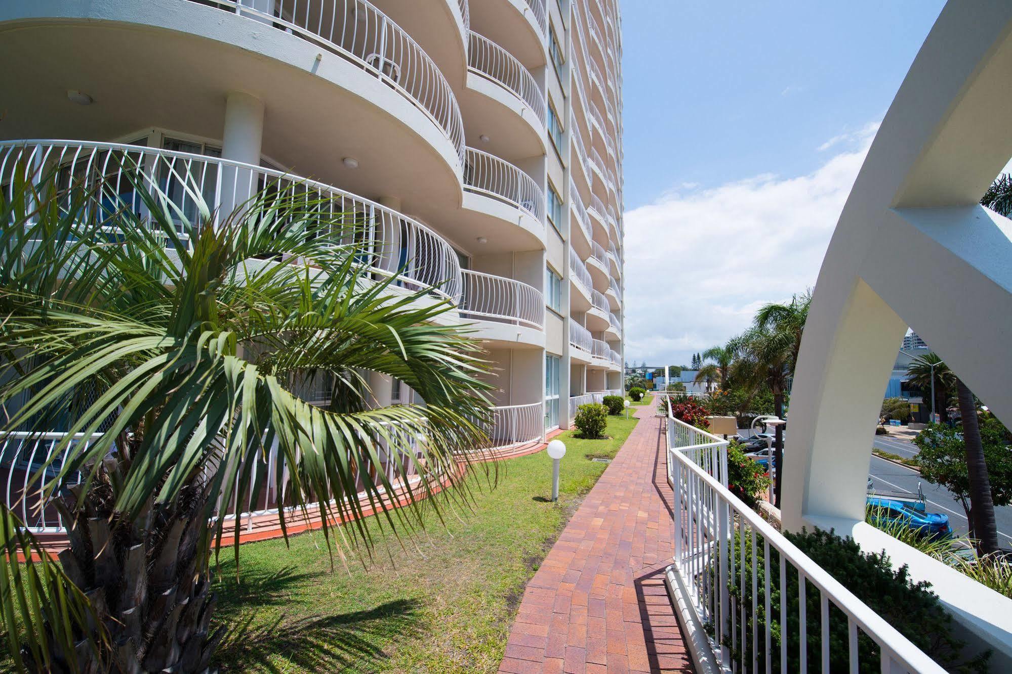 Beachcomber International Resort Coolangatta Exterior foto